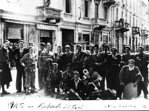 partigiani in via Lecco