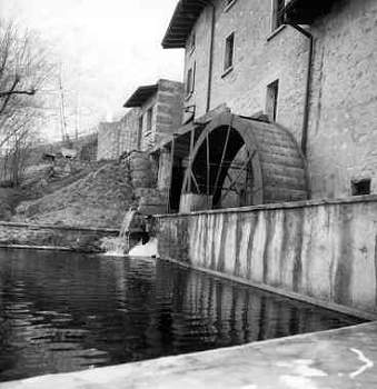 Molino Valsecchi - Asso - acqua dall'alto