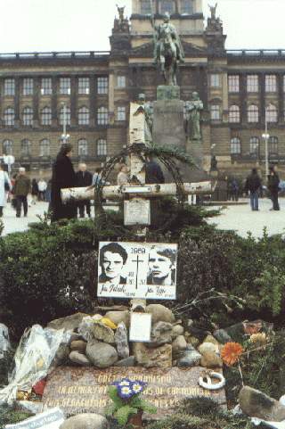 Il monumento a Jan Palach a Praga